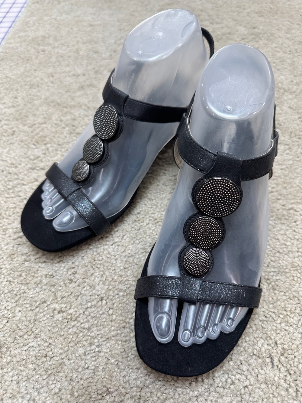 Anne Klein Black with subtle metallic T-Strap Sandals with Textured Disc Accents
